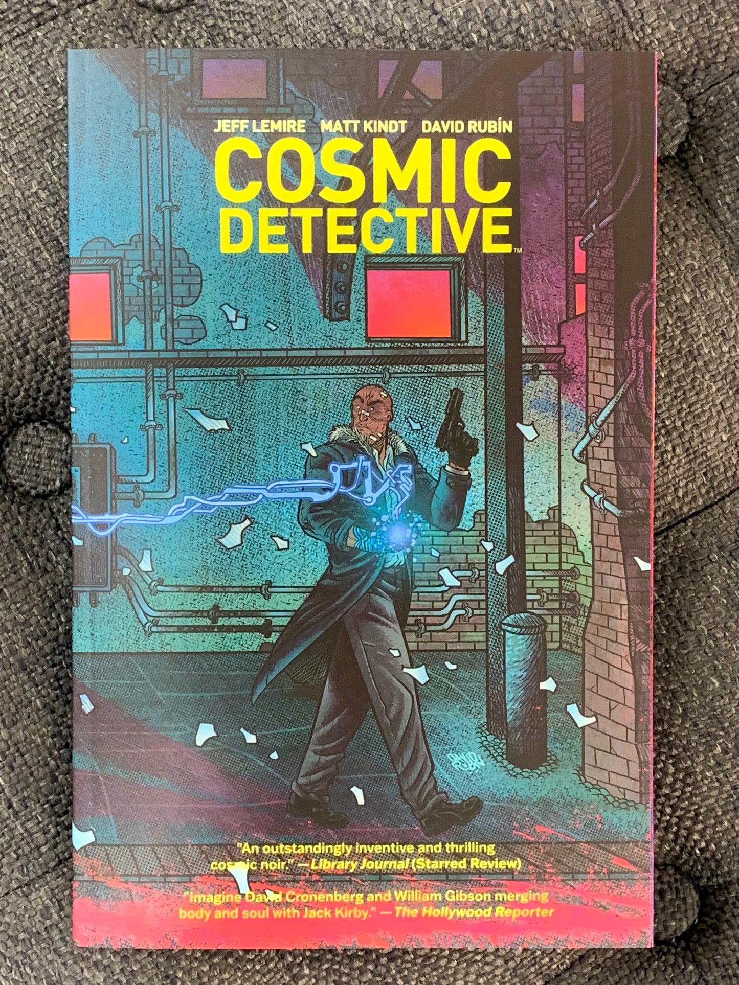 COSMIC DETECTIVE